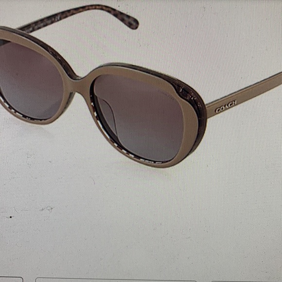 PRICE FIRM NEW Classy Coach sunglasses NWOT - Picture 3 of 10